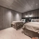 De Luxe A Courchevel: 5 Chambres, Terrasse Et Service De Conciergerie - Fr-1-613a-37 Courchevel